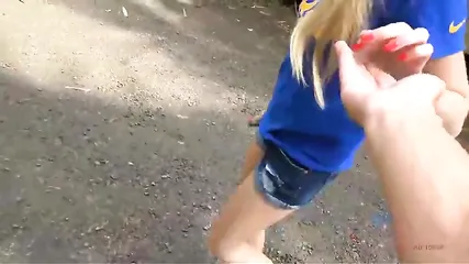 После подводного плаванья и фаершоу трахну подругу