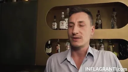 Любовники занялись анальным сексом с лимузине перед скрытой камерой