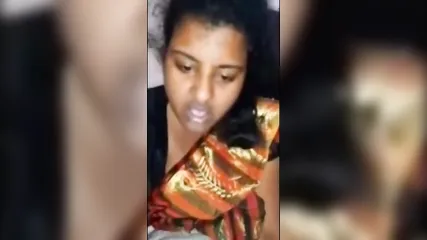 Индианка удовлетворяет своего мужа, отдаваясь в вагину