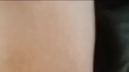 Цыганская проститутка ублажает водителя в машине за деньги