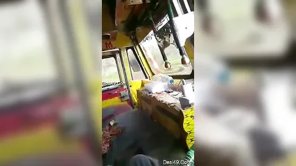 Индийская пара трахается в позе догги стайл